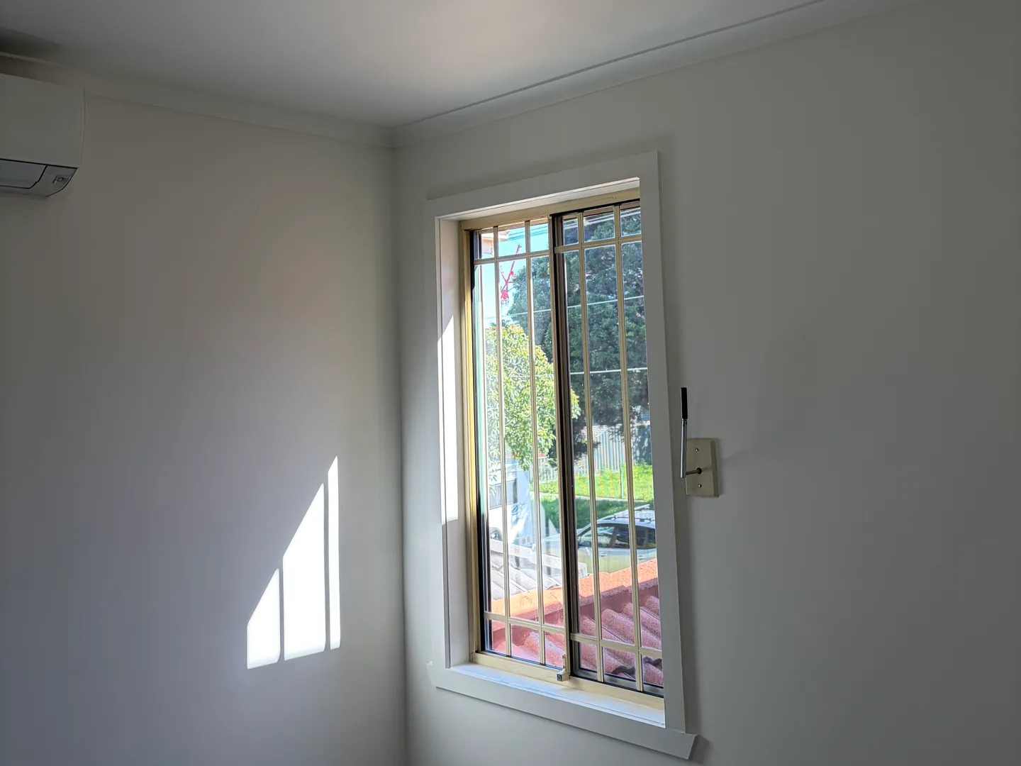 Freshly painted bedroom walls and ceiling in a two-storey Maidstone townhouse, by Modernize Solutions